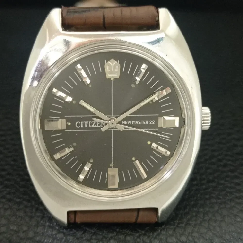 Vintage 1973 Citizen Manual Wound Mens Silver Watch & Black accents